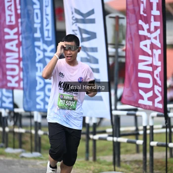 Runner Photo 1633198