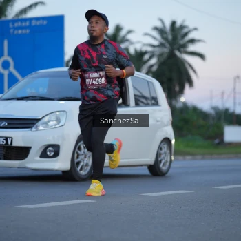 Runner Photo 1633234