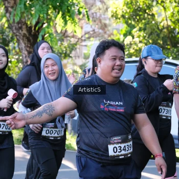 Runner Photo 1633294