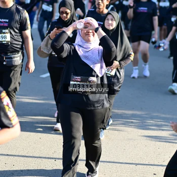 Runner Photo 1633363