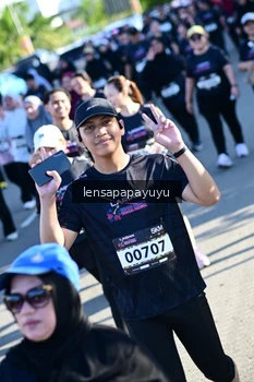 Runner Photo 1633453