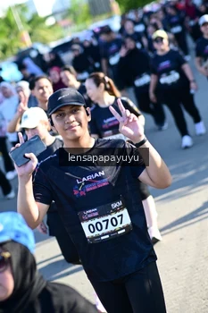 Runner Photo 1633470