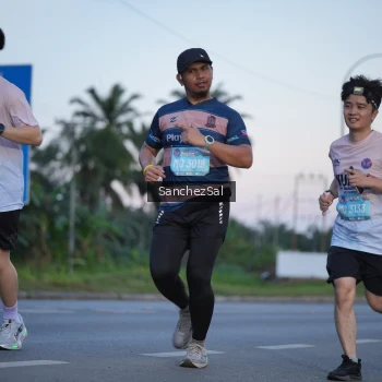 Runner Photo 1633499