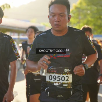Runner Photo 1633536