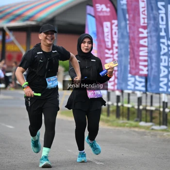 Runner Photo 1633553