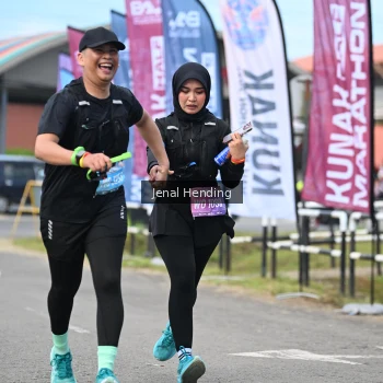 Runner Photo 1633570