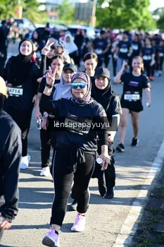 Runner Photo 1633590
