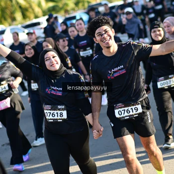 Runner Photo 1633613