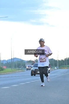 Runner Photo 1633634