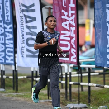 Runner Photo 1633640