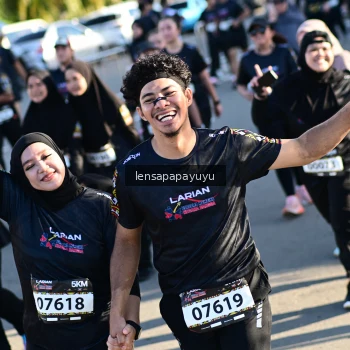 Runner Photo 1633650