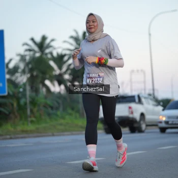 Runner Photo 1633694
