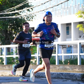 Runner Photo 1633731