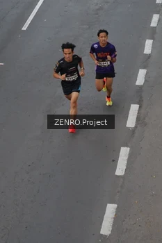 Runner Photo 1633759