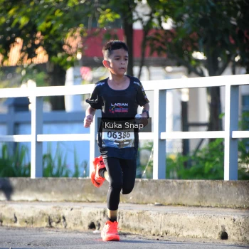 Runner Photo 1633822