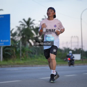 Runner Photo 1633877