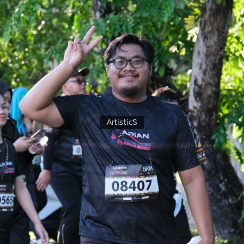 Runner Photo 1633951
