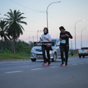 Runner Photo 1633956