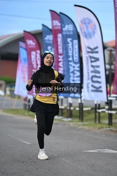 Runner Photo 1634016