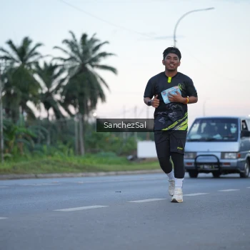 Runner Photo 1634034