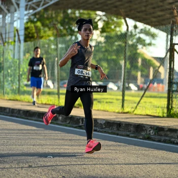 Runner Photo 1634044