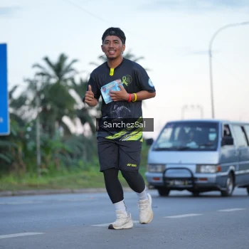 Runner Photo 1634058