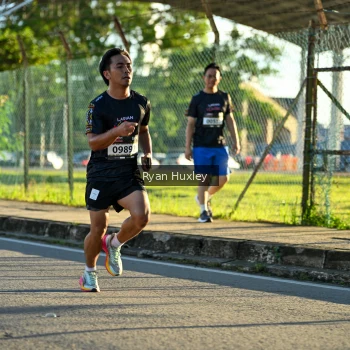 Runner Photo 1634073