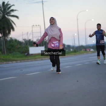 Runner Photo 1634083