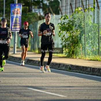 Runner Photo 1634097