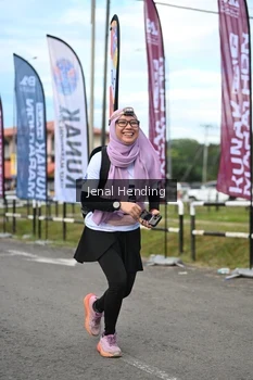 Runner Photo 1634243