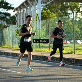 Runner Photo 1634250