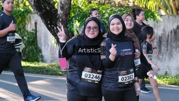 Runner Photo 1634331