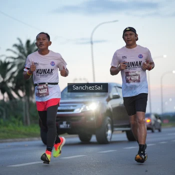 Runner Photo 1634336