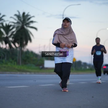 Runner Photo 1634392