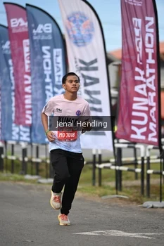 Runner Photo 1634440