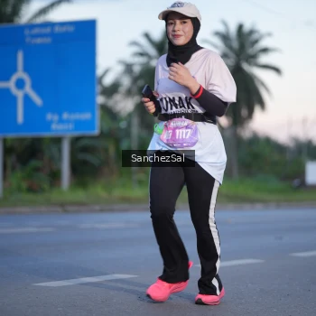 Runner Photo 1634480