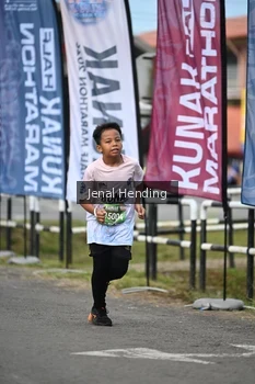 Runner Photo 1634483
