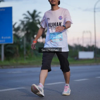 Runner Photo 1634487