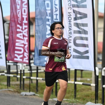 Runner Photo 1634656