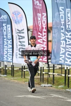 Runner Photo 1634670