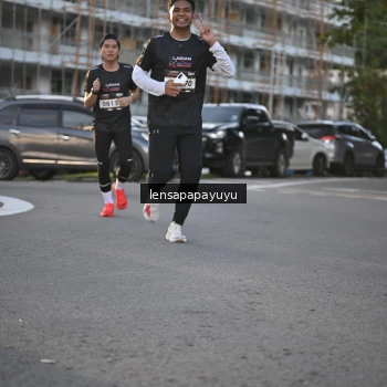 Runner Photo 1634727