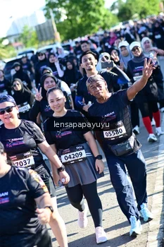 Runner Photo 1634923