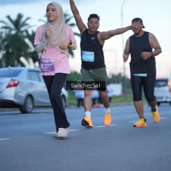 Runner Photo 1634941