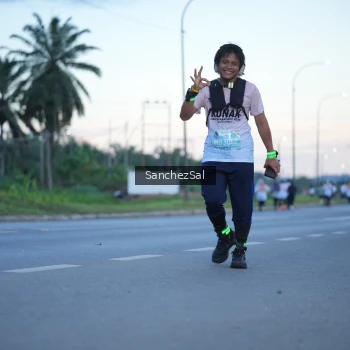 Runner Photo 1634981