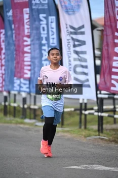 Runner Photo 1635053