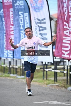 Runner Photo 1635082
