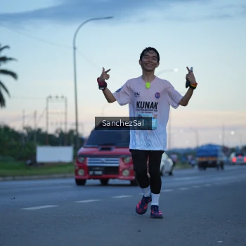 Runner Photo 1635102
