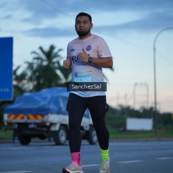 Runner Photo 1635103