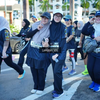 Runner Photo 1635126