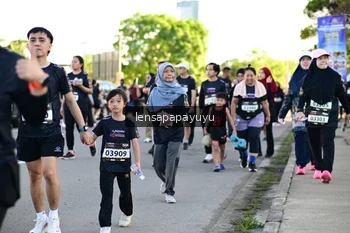 Runner Photo 1635141